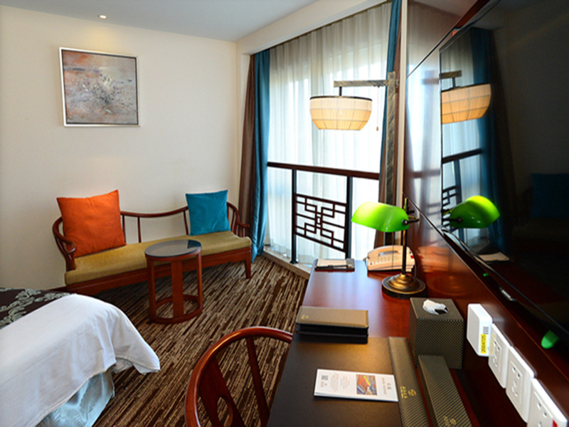 room detail thumbnail 0