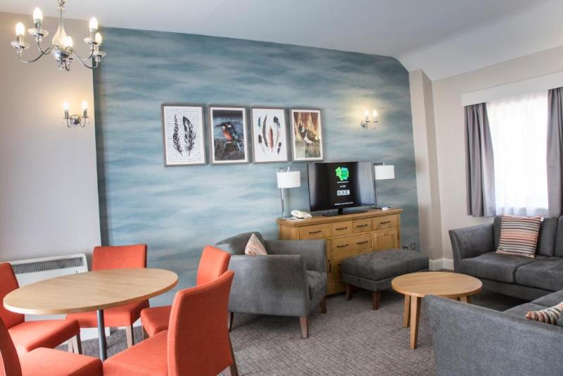 Walton Hall Hotel & Spa By Sunday image