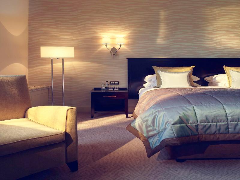 Walton Hall Hotel & Spa By Sunday image
