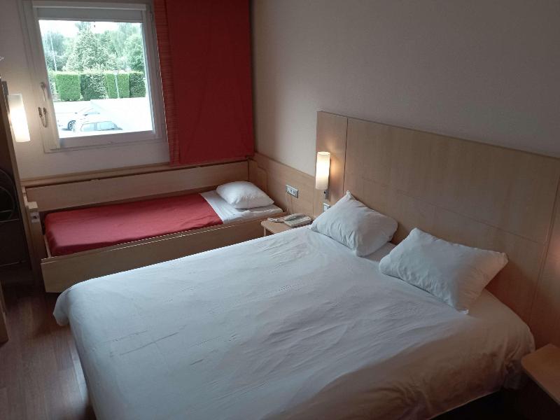 Ibis Albert, Pays De La Somme image