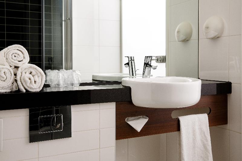 Holiday Inn Express Amsterdam-South image