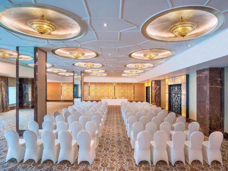 St. Regis Mumbai image