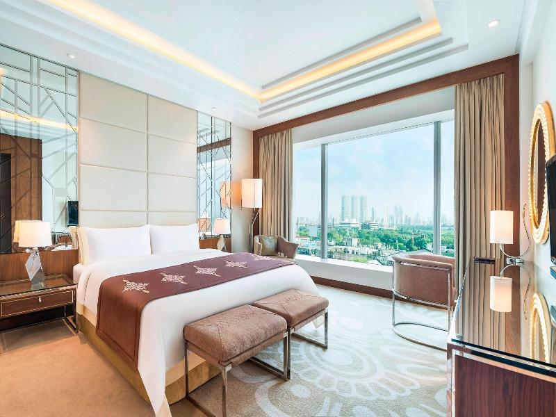 St. Regis Mumbai image