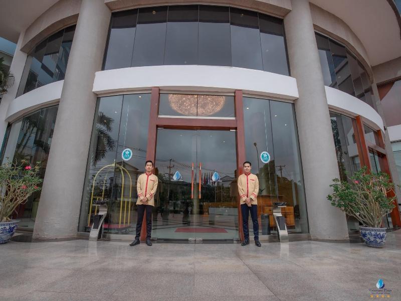 Vientiane Plaza image