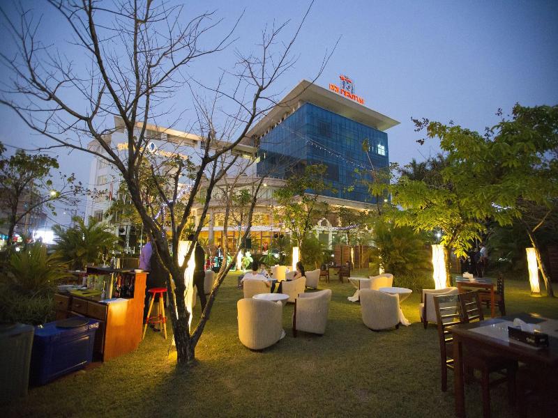 Vientiane Plaza image