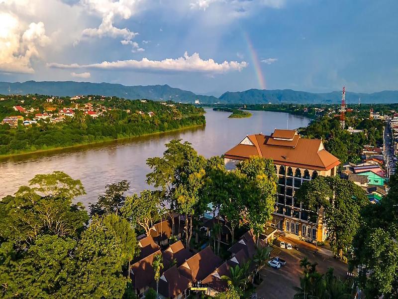 Chiangkhong Teak Garden Riverfront Hotel