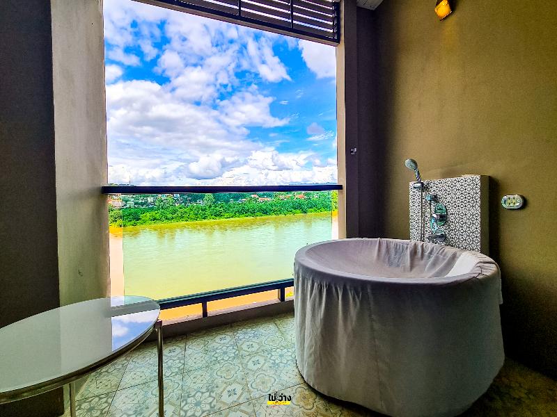 Chiangkhong Teak Garden Riverfront Hotel