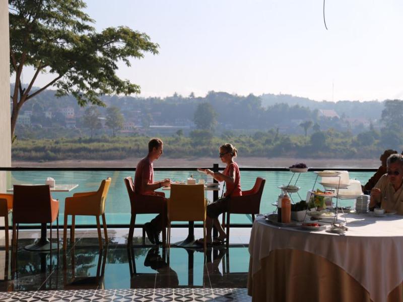 Chiangkhong Teak Garden Riverfront Hotel — exterior view