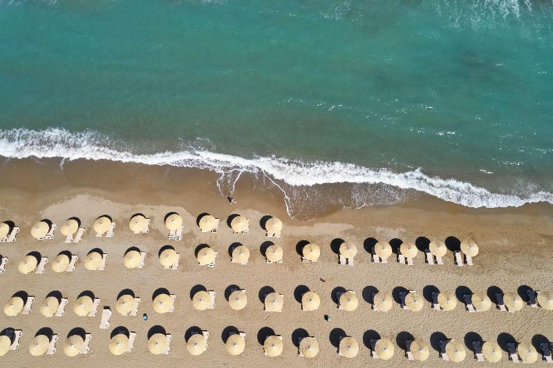 Creta Beach & Bungalows