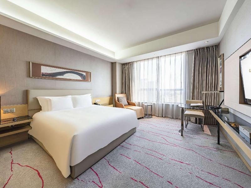 Grand Mercure Jinan Sunshine image