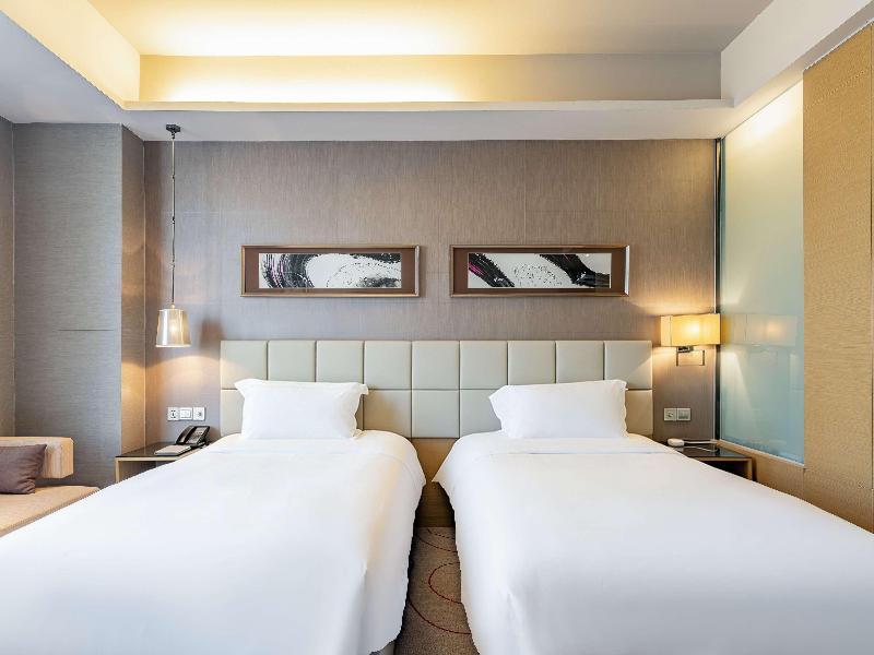 Grand Mercure Jinan Sunshine image