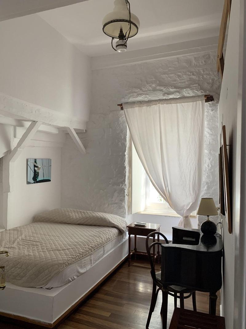 Miranda Hotel - Image 1