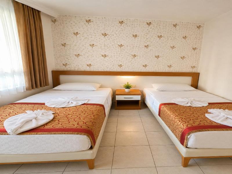 Kleopatra Aytur Apart image