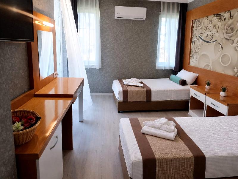Anita Kemer Noch Hotel image