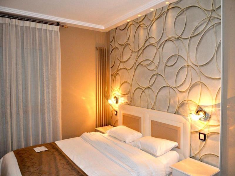 Logis Hotel Restaurant Le Fruitier image