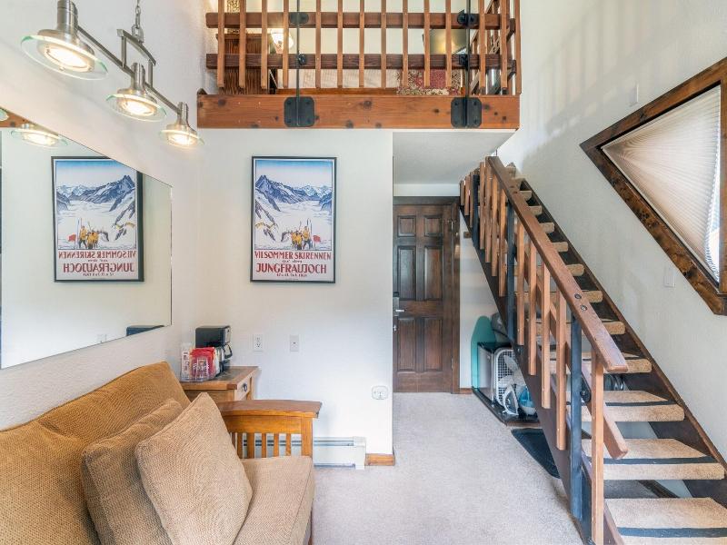 Manitou Lodge image