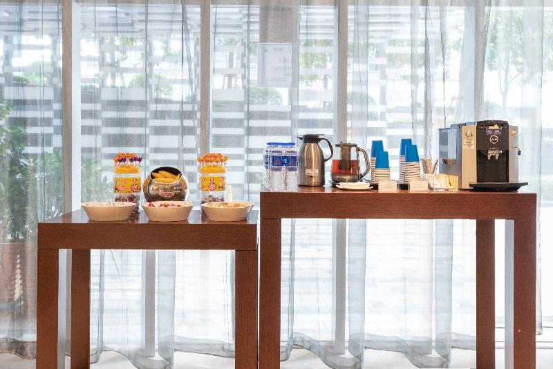 Holiday Inn Express Shanghai Jinsha