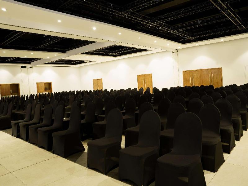 Pullman Kinshasa Grand Hotel image