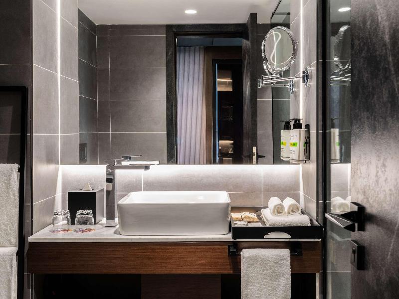 Pullman Kinshasa Grand Hotel image
