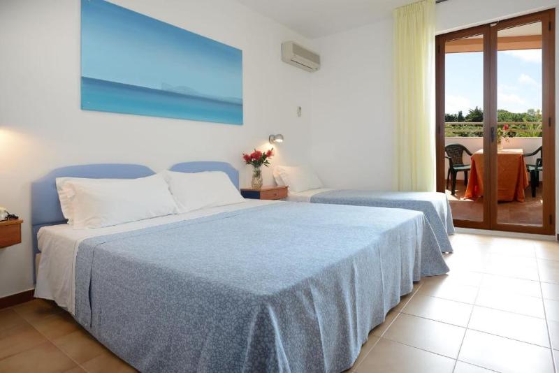 Bed room