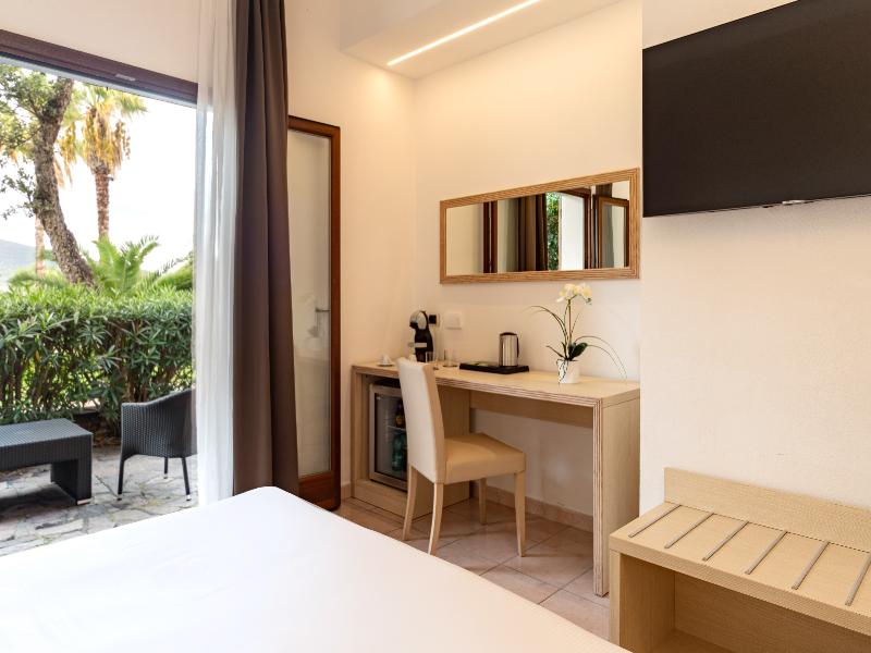 Corte Rosada Adults Only Affiliated by Meliá  image