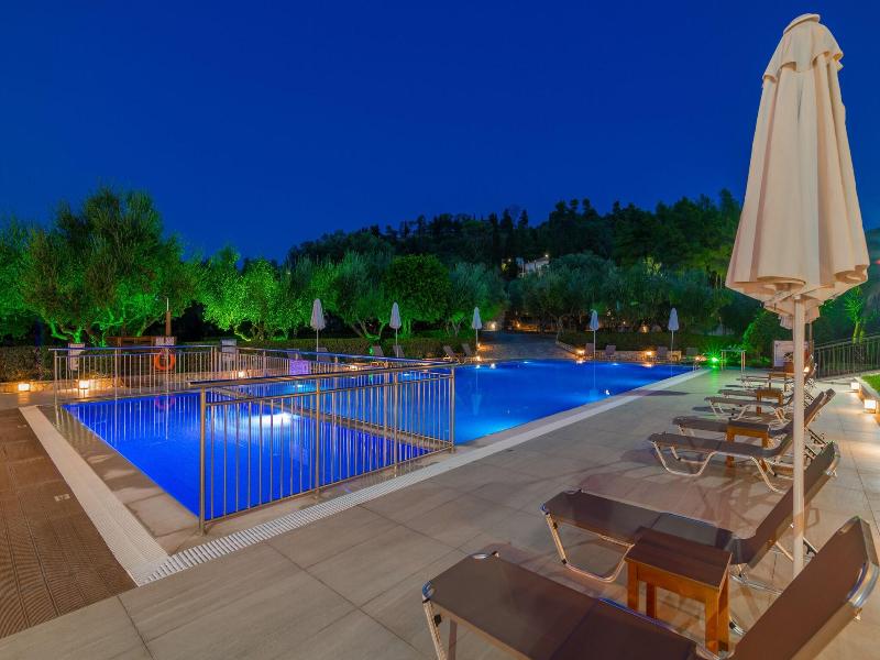 Varres Hotel image