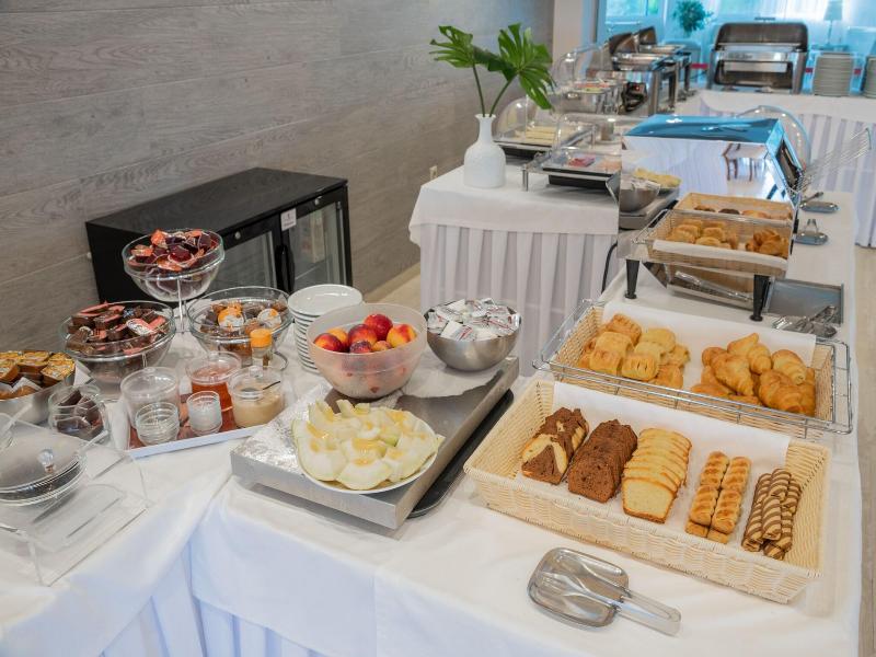 Varres Hotel image