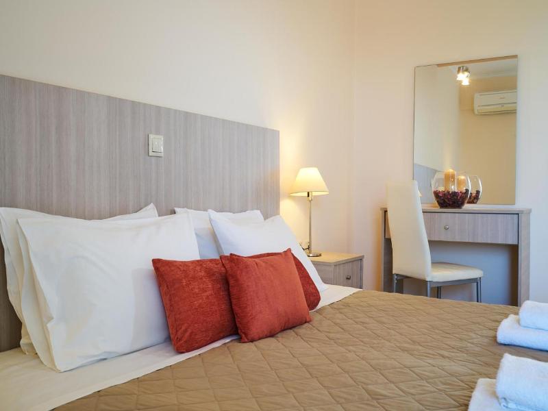Varres Hotel image