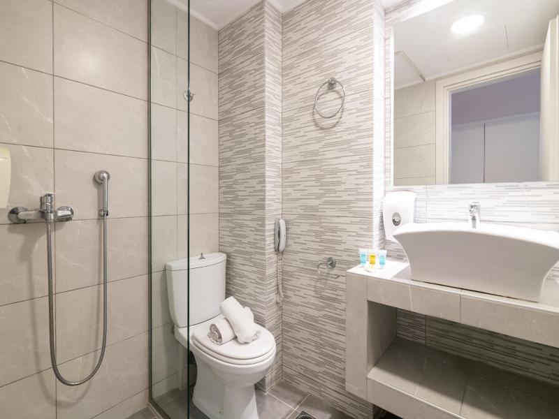 Varres Hotel image