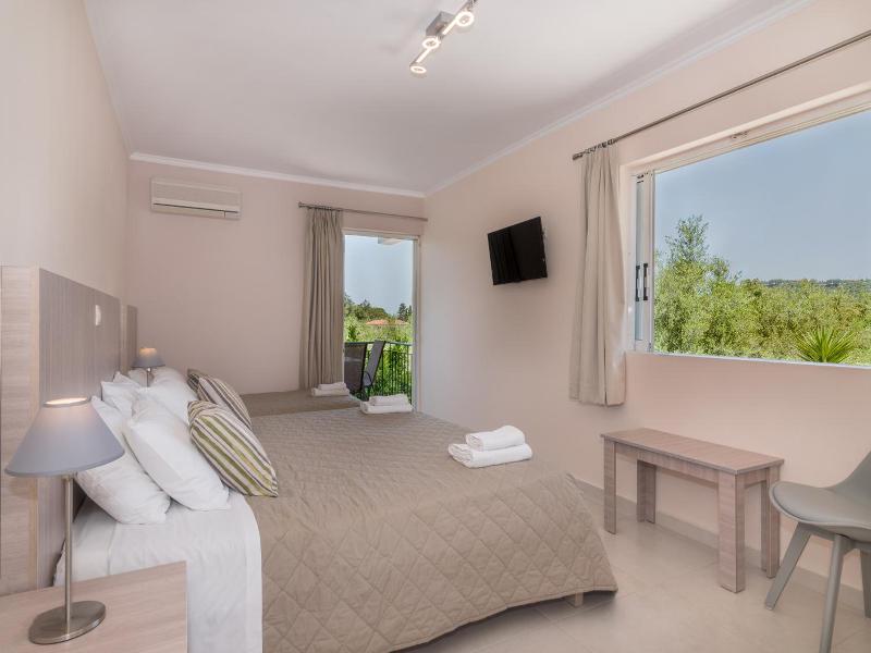 Varres Hotel image