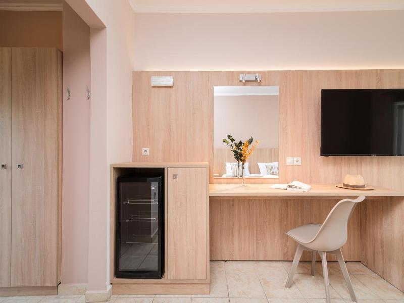 Varres Hotel image