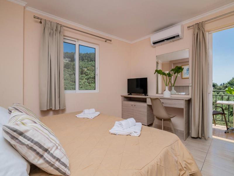 Varres Hotel image
