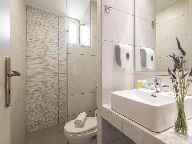 Varres Hotel image