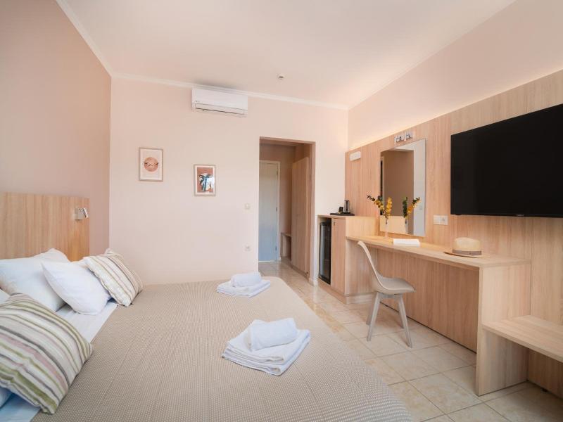 Varres Hotel image