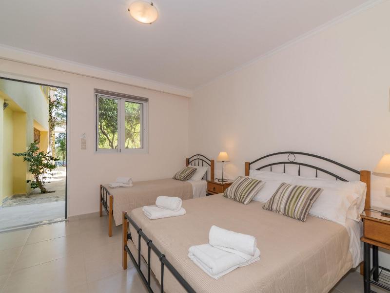 Varres Hotel image
