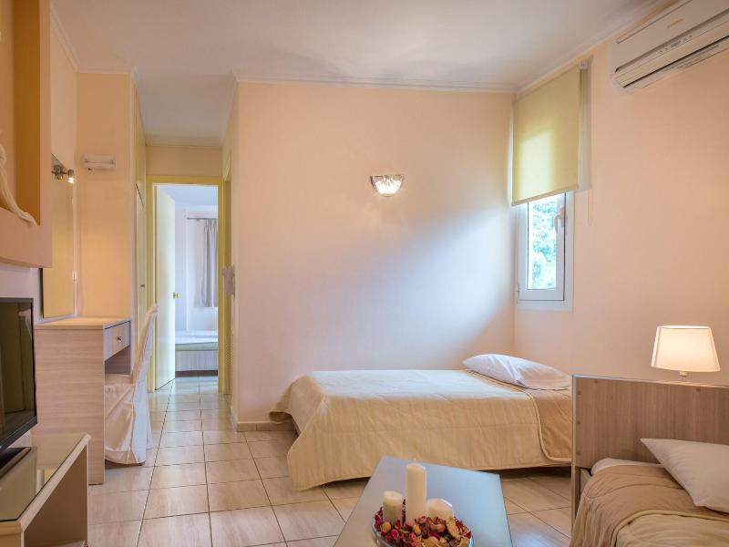 Varres Hotel image