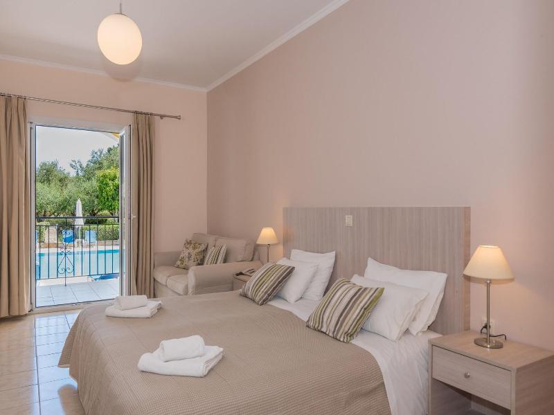 Varres Hotel image