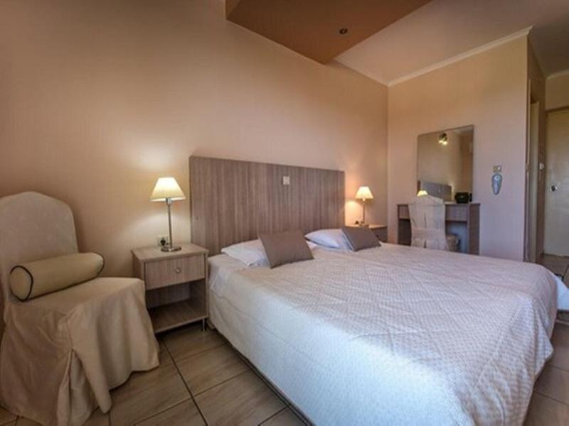 Varres Hotel image