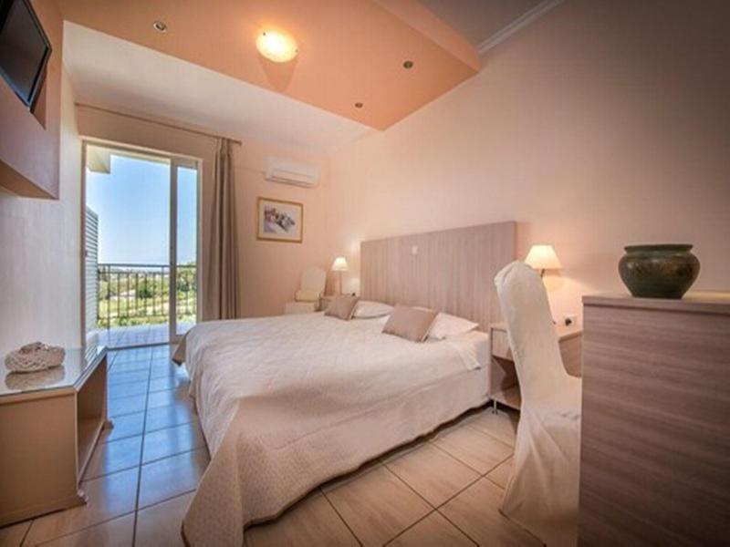 Varres Hotel image