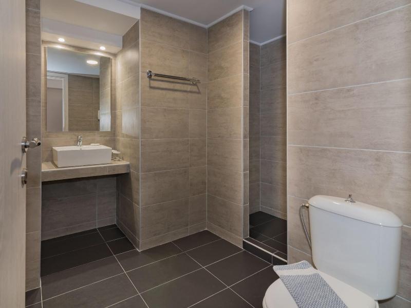 Varres Hotel image