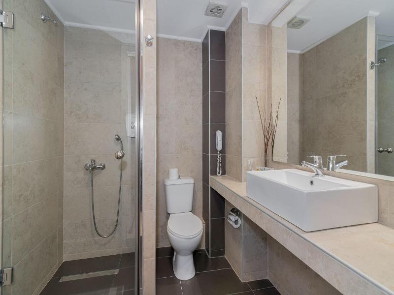 Varres Hotel image