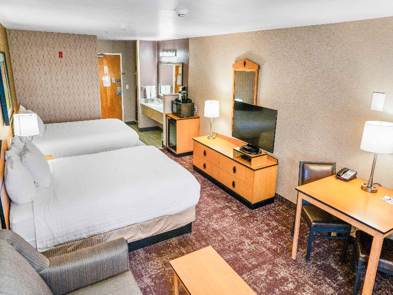 Crystal Inn Hotel & Suites West Valley image