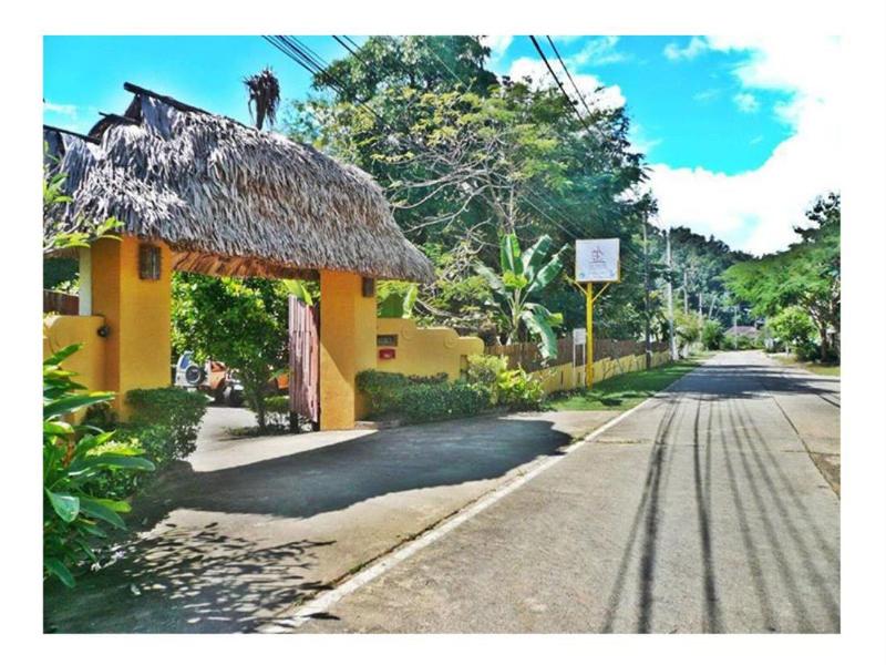 Gims Resort image