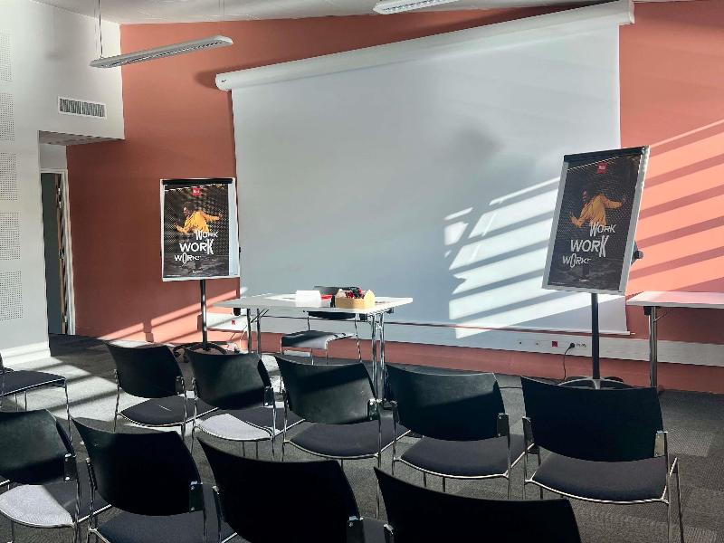 Ibis Lyon Sud Oullins image