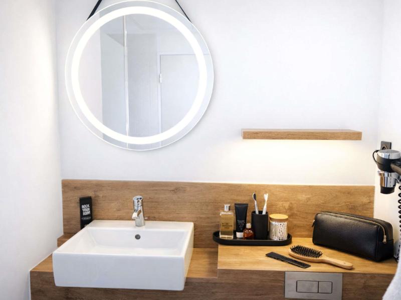 Ibis Lyon Sud Oullins image