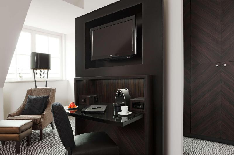 Steigenberger Icon Grandhotel Handelshof image