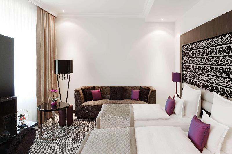 Steigenberger Icon Grandhotel Handelshof image