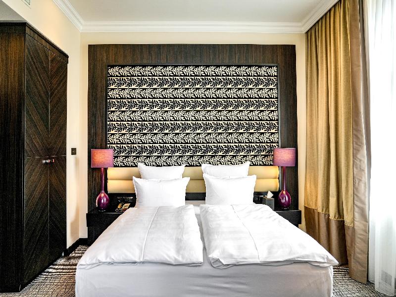 Steigenberger Icon Grandhotel Handelshof image
