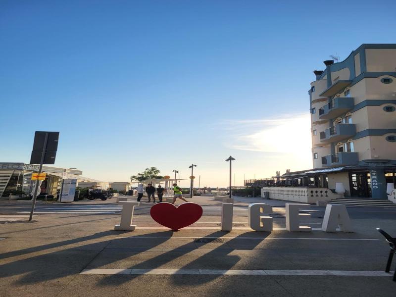 Vinsea Hotel image