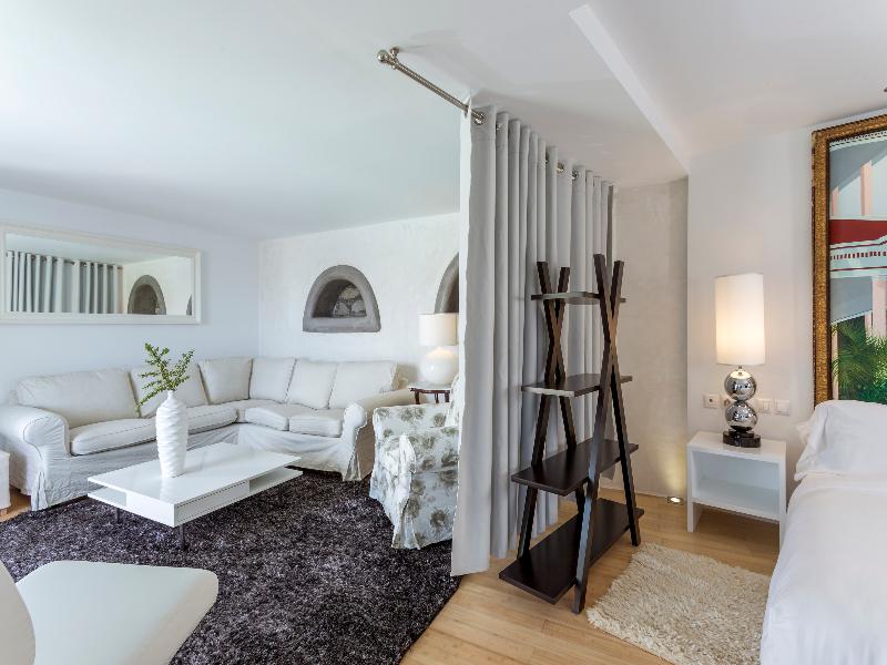 Greco Philia Elia Mykonos image